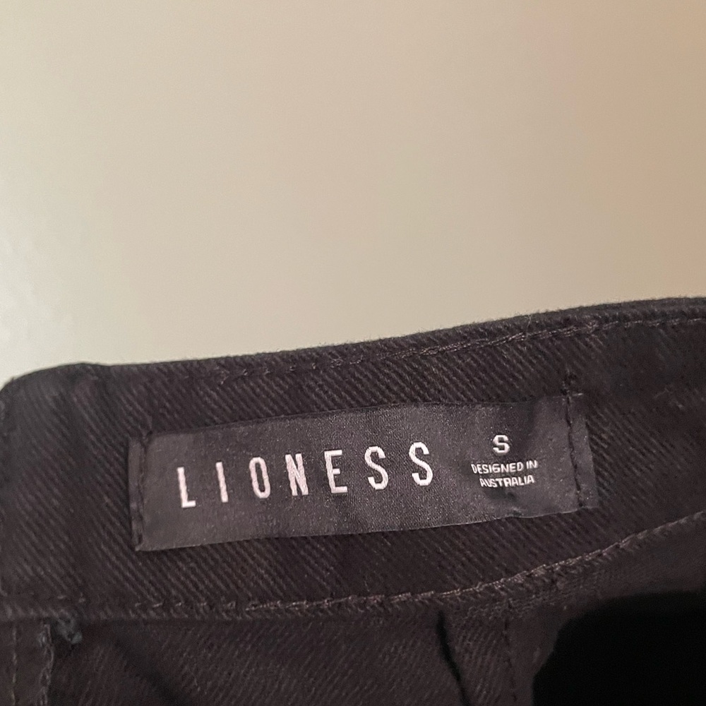 Princess Polly The Lola Mini Skirt Black Lioness NWOT - Picture 4 of 13